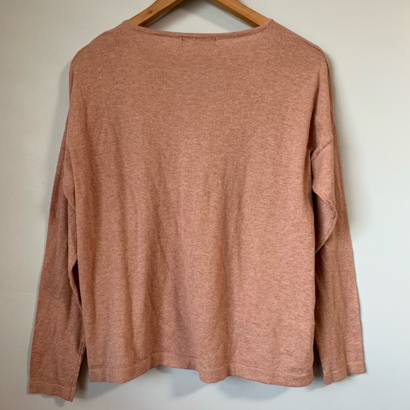 Vintage Tan Sweater - Picture 6 of 6